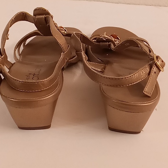 Strictly COMFORT Summer Party Size 8M Gold Color with bronze big studs #148 - Picture 3 of 10